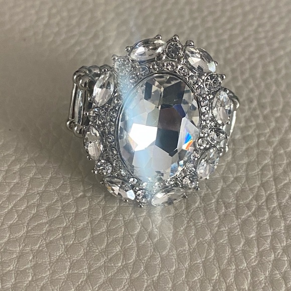 Crystal Halo Oval Cocktail Ring - Clear/Silver - Picture 3 of 5